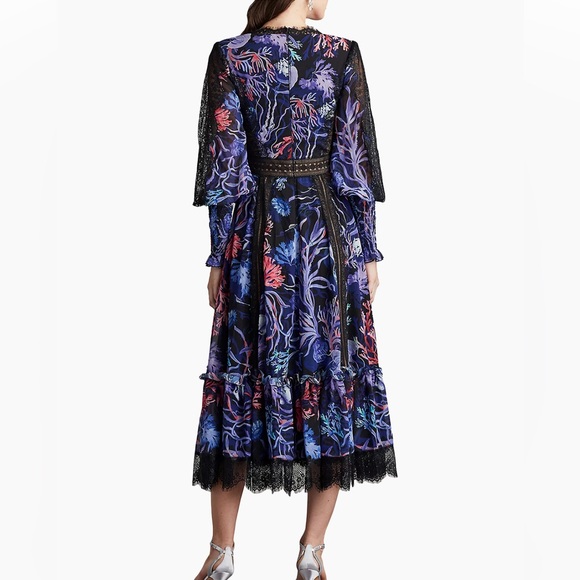 Tadashi Shoji
Satin Coral Lace Midi-Dress Size 8 NWT - Picture 3 of 10